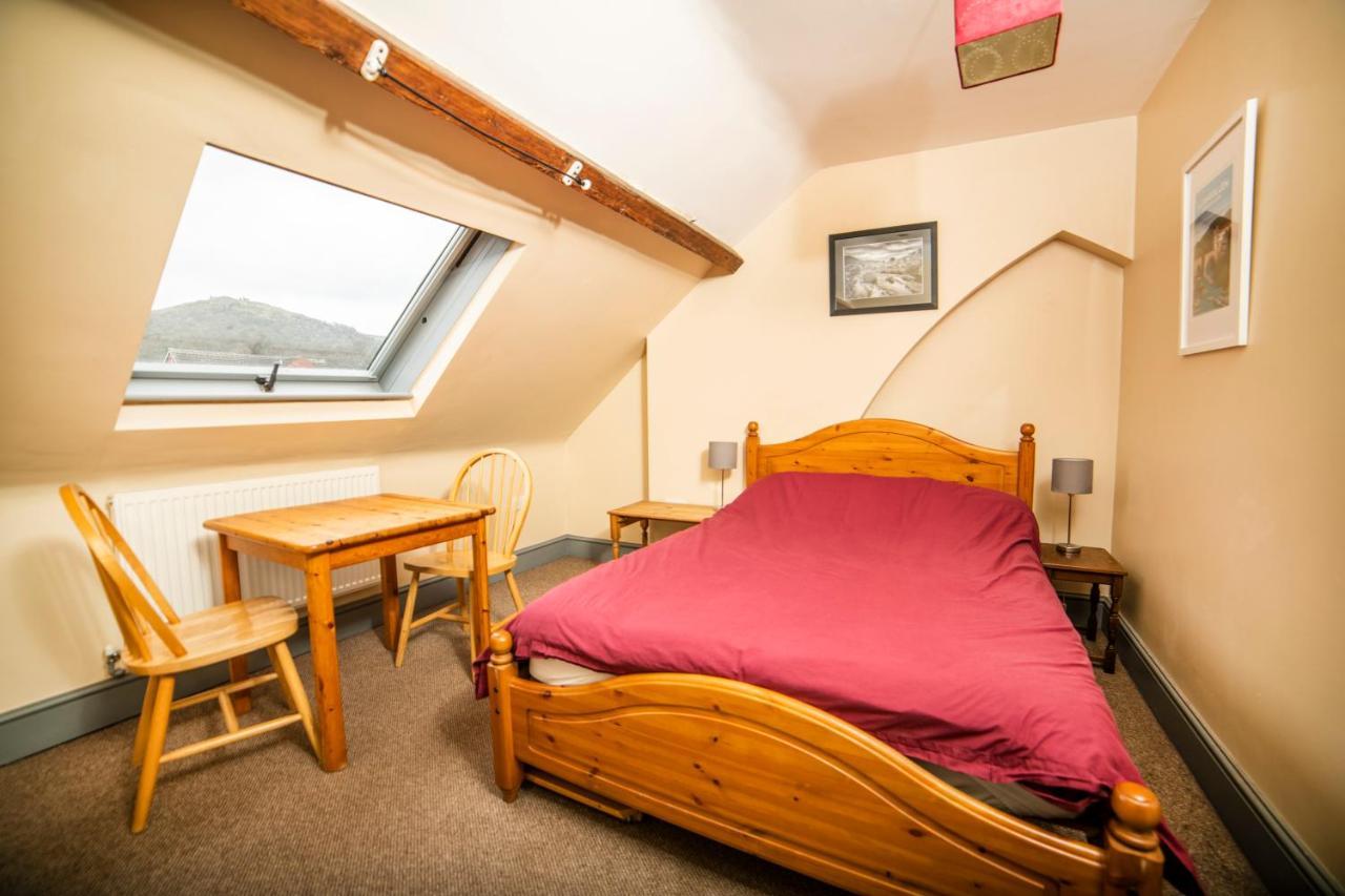 Llangollen Hostel Guest Rooms - No Dormitories - Self Catering Exterior foto