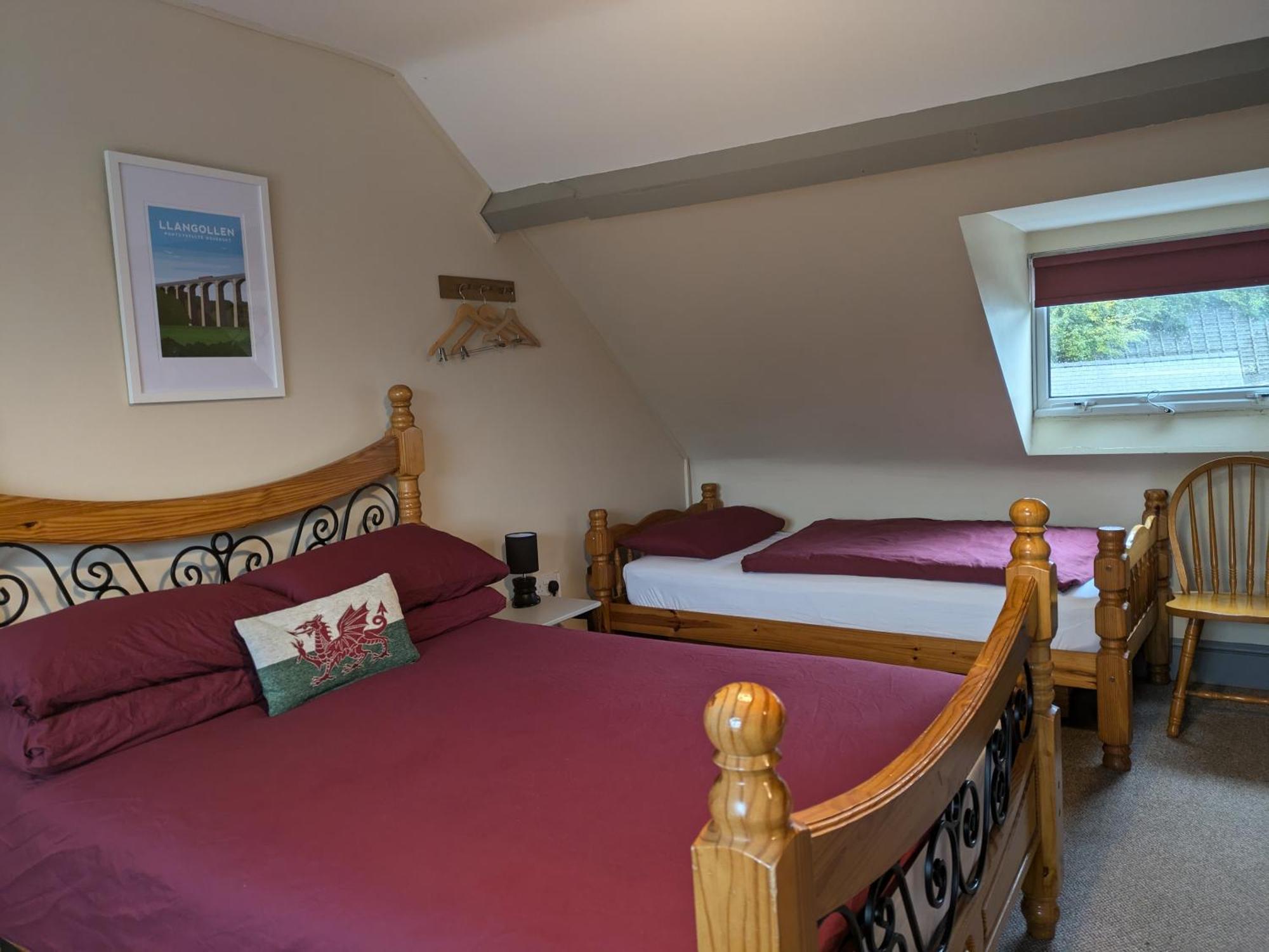 Llangollen Hostel Guest Rooms - No Dormitories - Self Catering Zimmer foto